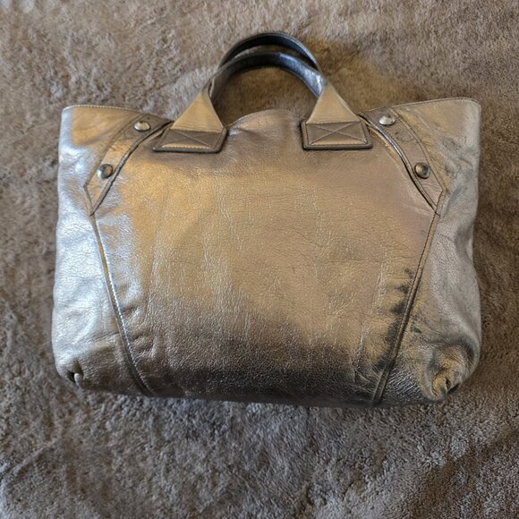 Authentic Salvatore Ferragamo Metallic Leather Gancini Tote – Made in Italy - Picture 11 of 16